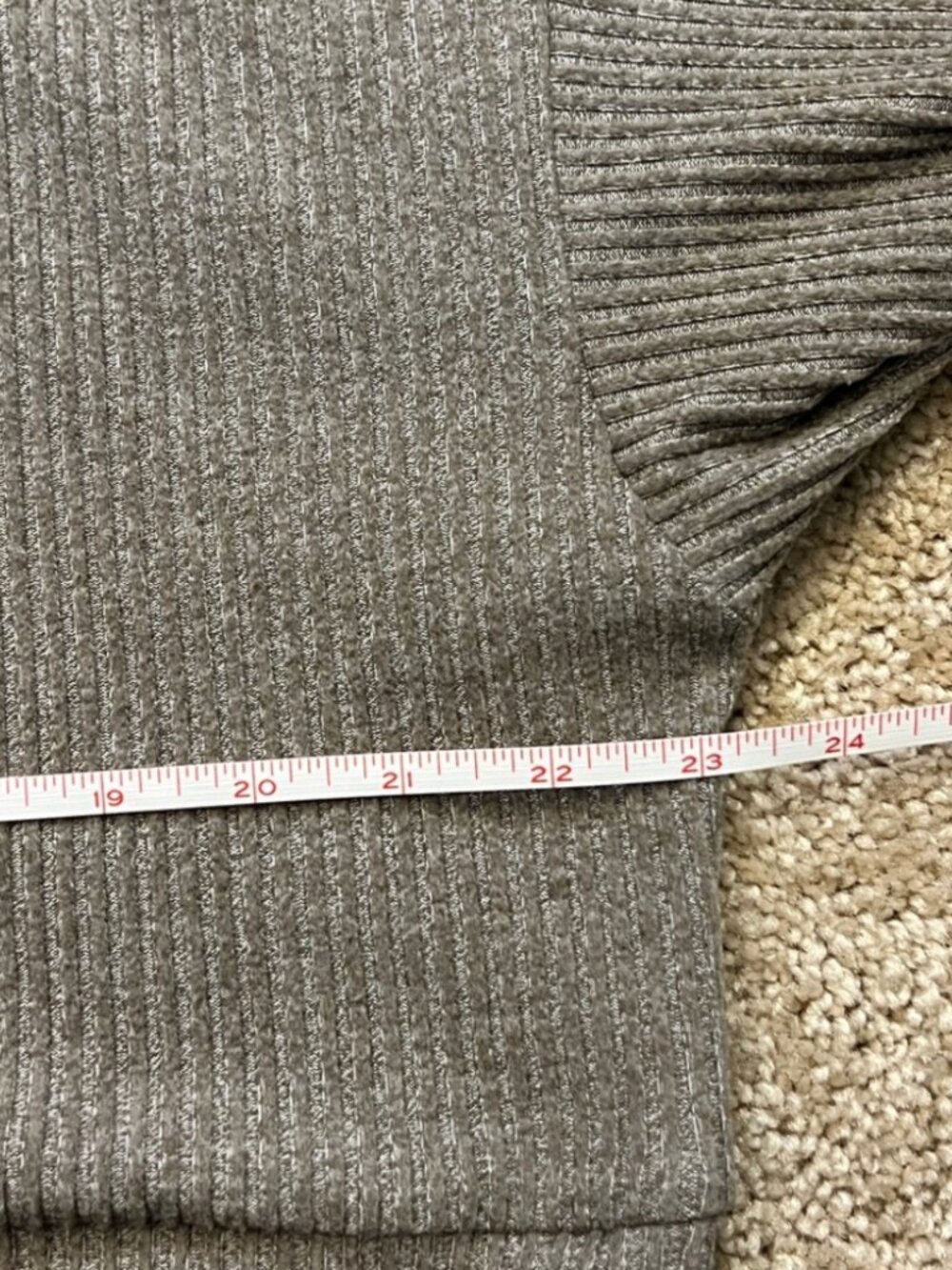 ALO Yoga Muse Rib-Knit Hoodie in Olive Tree Size Medium - Picture 5 of 16